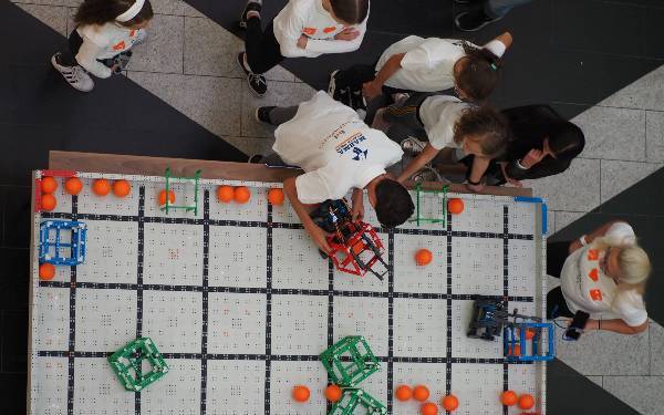 Zawody STEM through robotics - 30