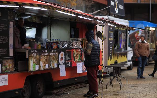 Zlot foodtrucków - 60